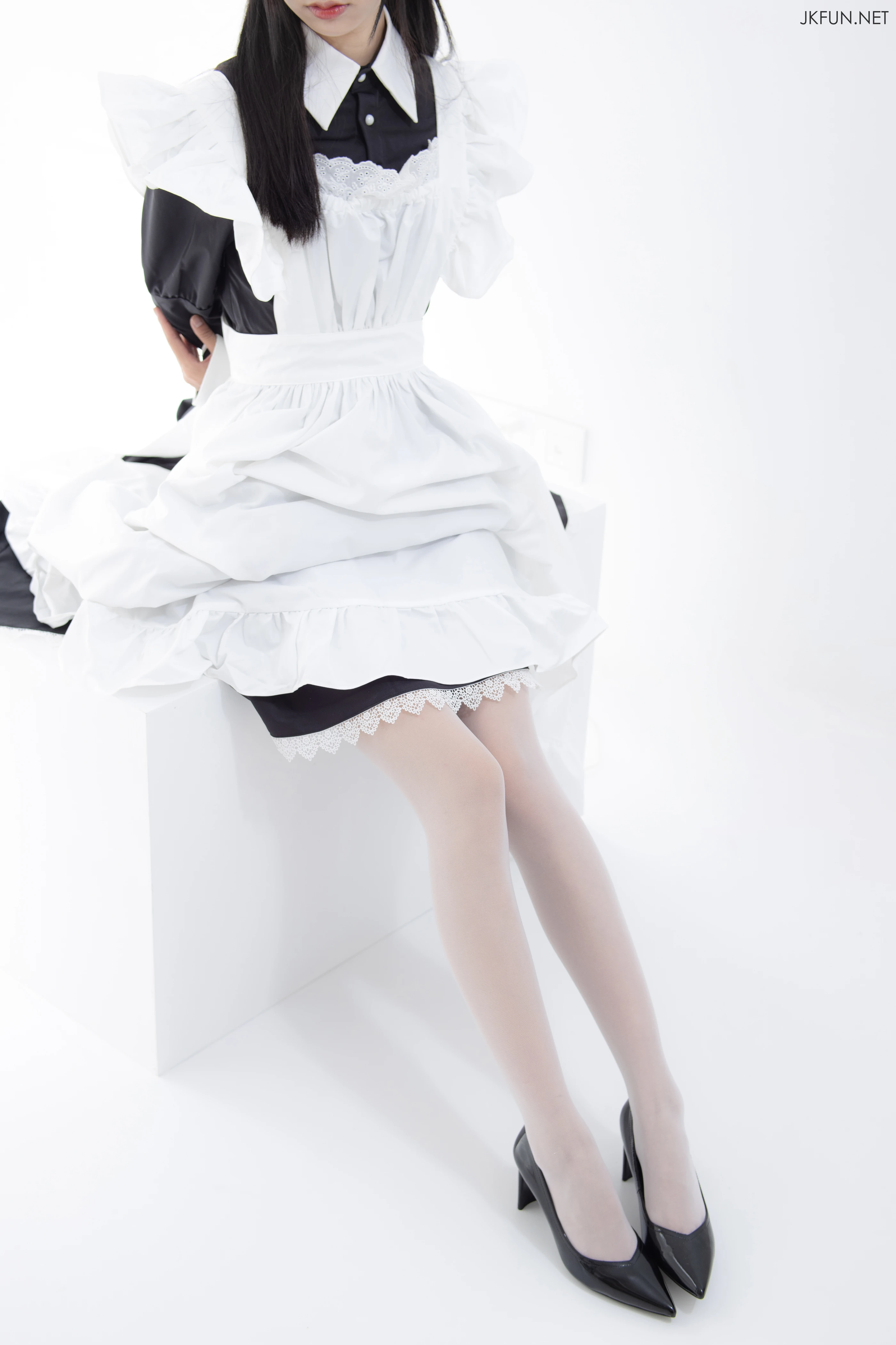 森萝财团 [JKFUN-017] 眼镜白丝女仆 [127P 1V]插图6